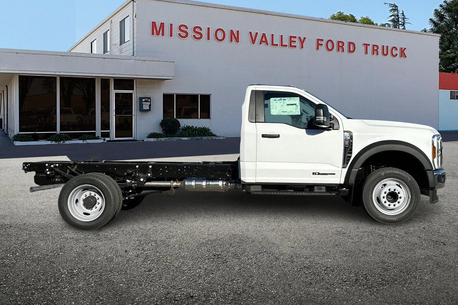 New 2024 Ford F450 XL image 3