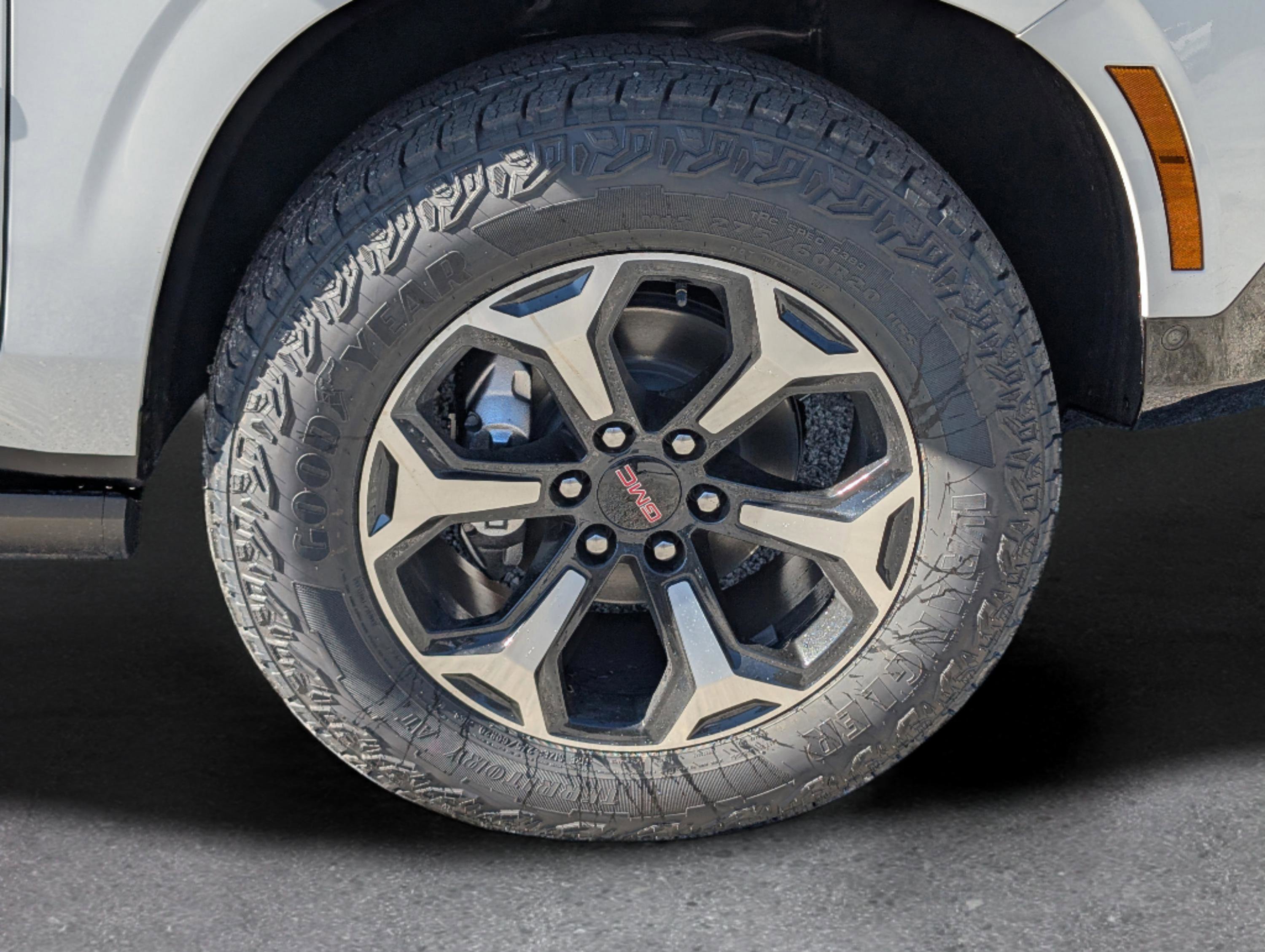 New 2026 GMC Yukon XL AT4 w/ AT4 Premium Plus Package image 6