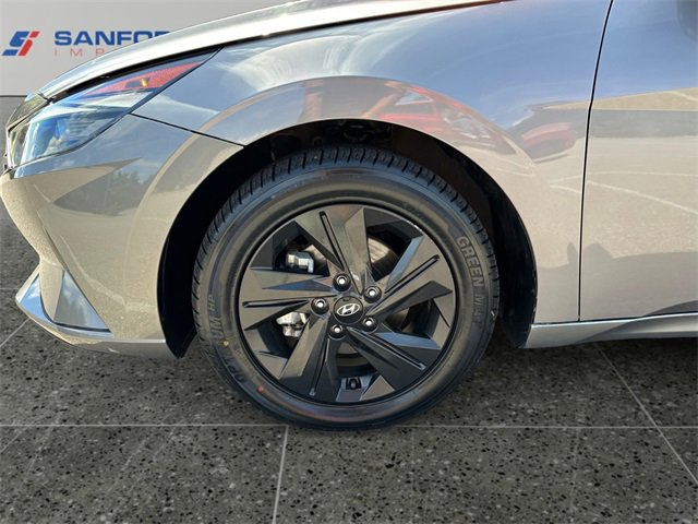 Used 2023 Hyundai Elantra Blue w/ Preferred Accessory Package image 14