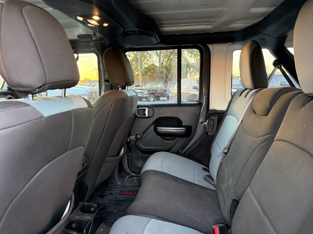 Used 2019 Jeep Wrangler Unlimited Sport AWD/4WD image 10