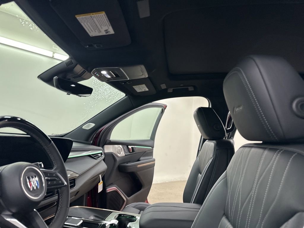 New 2026 Buick Enclave Avenir image 30