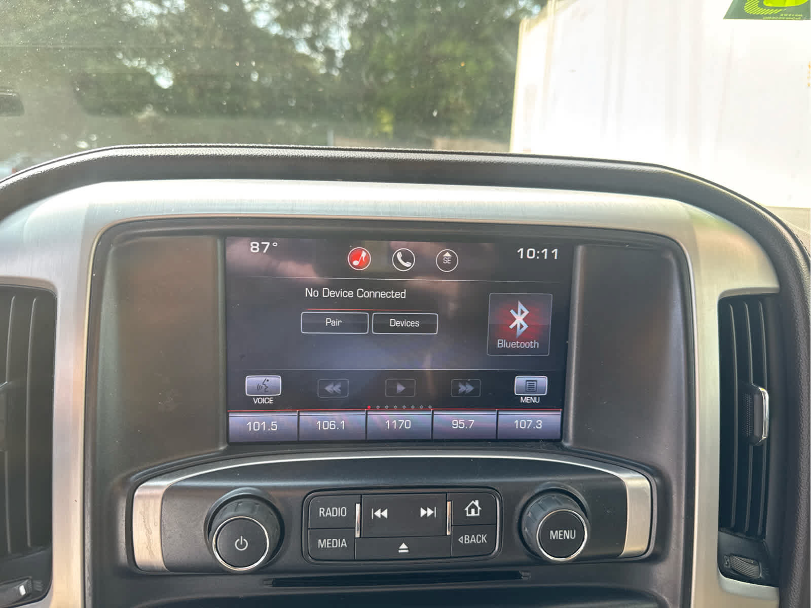 Used 2015 GMC Sierra 1500 SLT w/ SLT Crew Cab Value Package AWD/4WD image 28