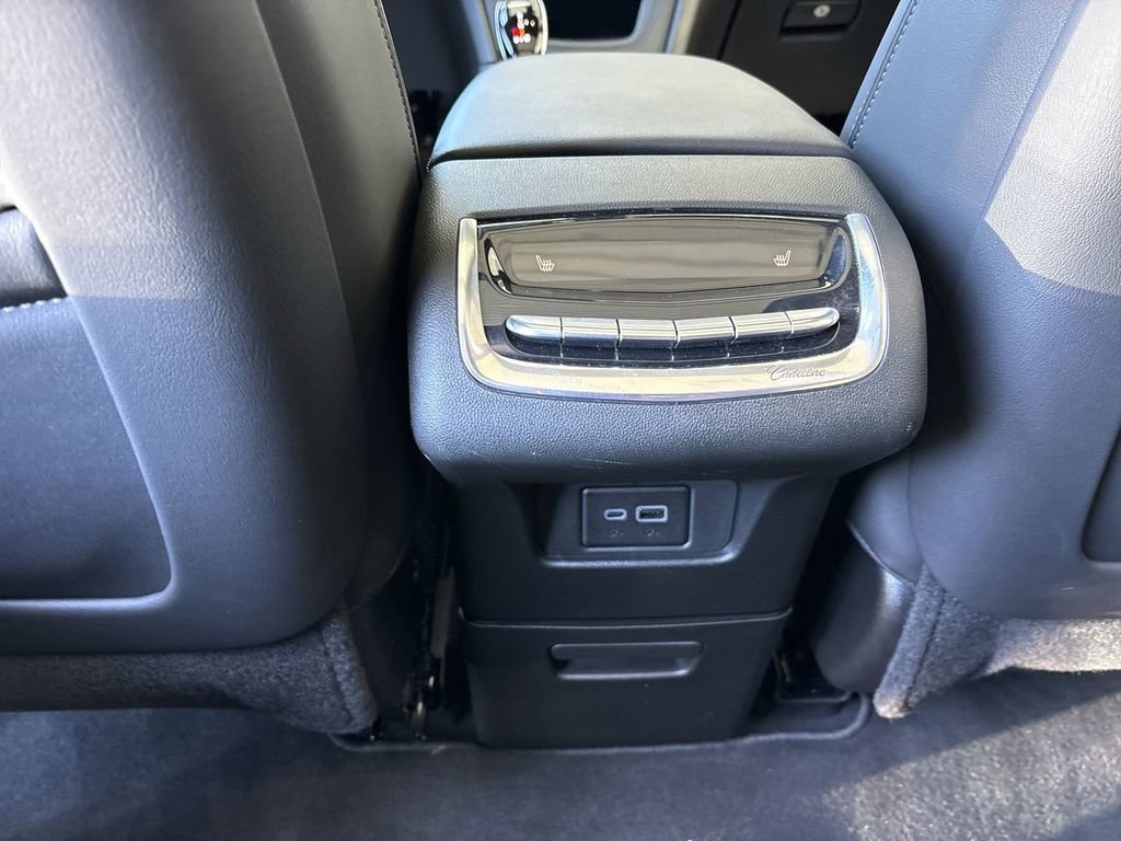 Certified 2025 Cadillac XT6 Premium Luxury AWD/4WD image 22