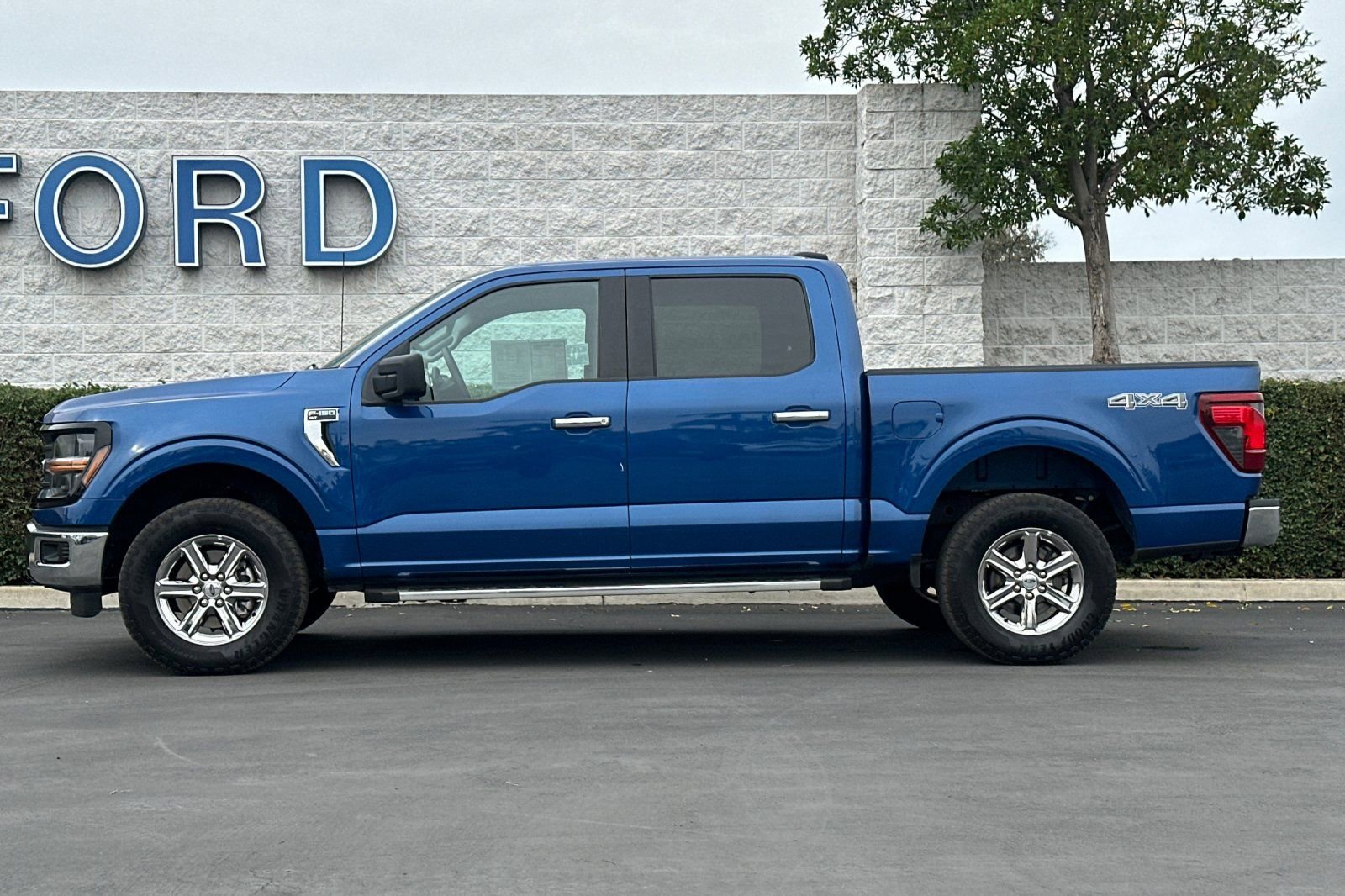 Used 2025 Ford F150 XLT w/ Equipment Group 301A Standard image 7