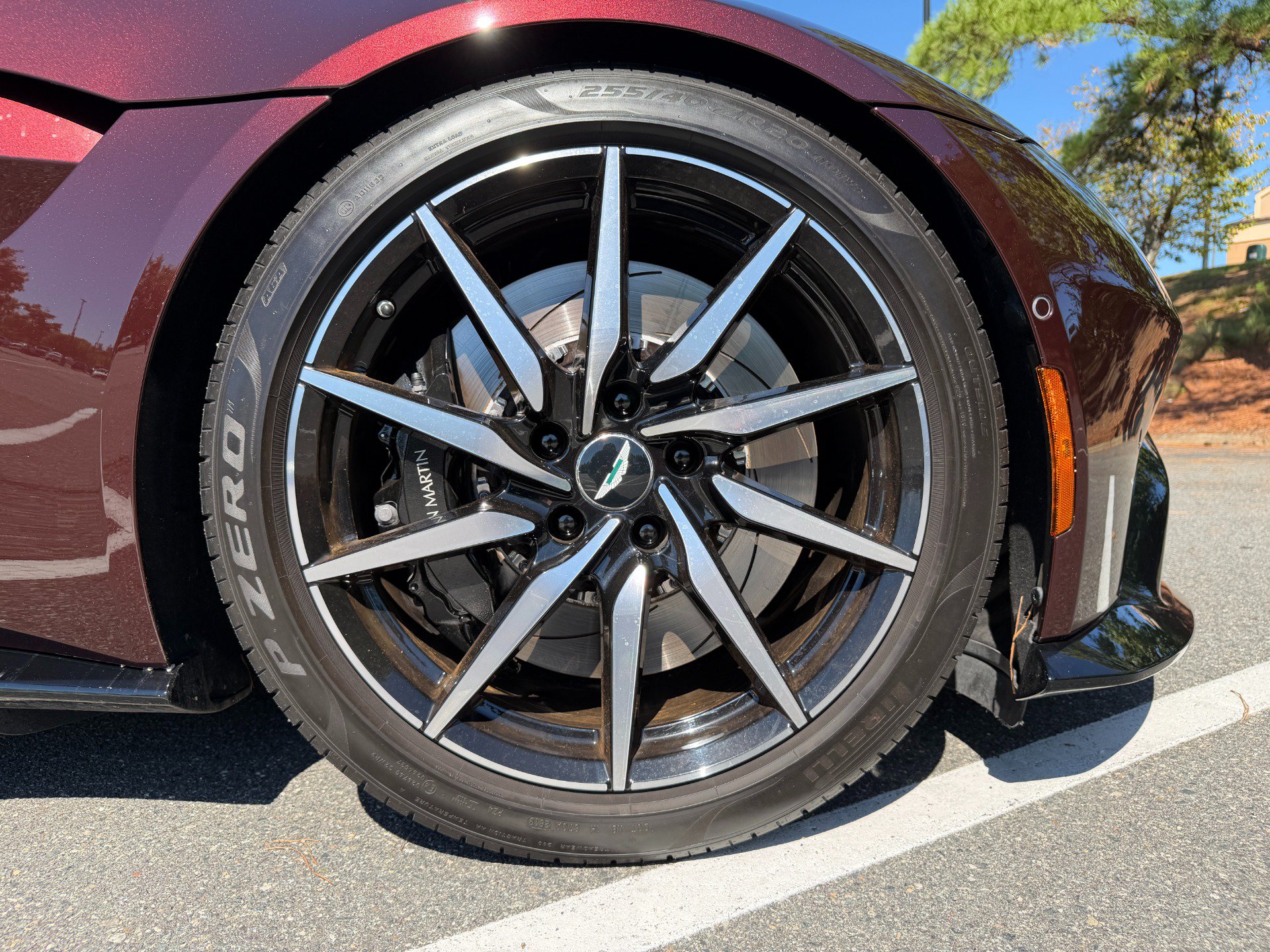 Used 2020 Aston Martin V8 Vantage Coupe RWD image 71