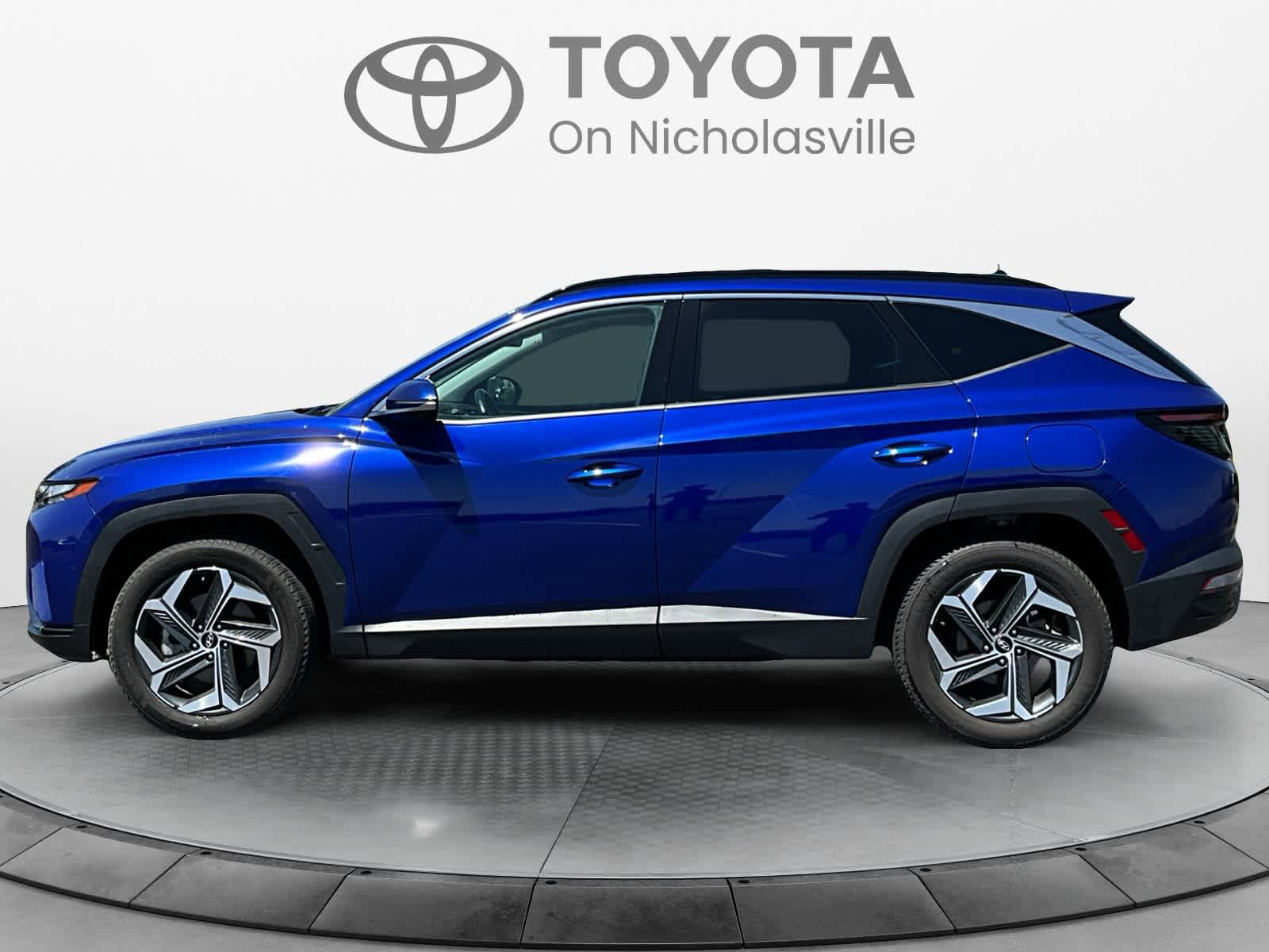 Used 2024 Hyundai Tucson Limited AWD/4WD image 3