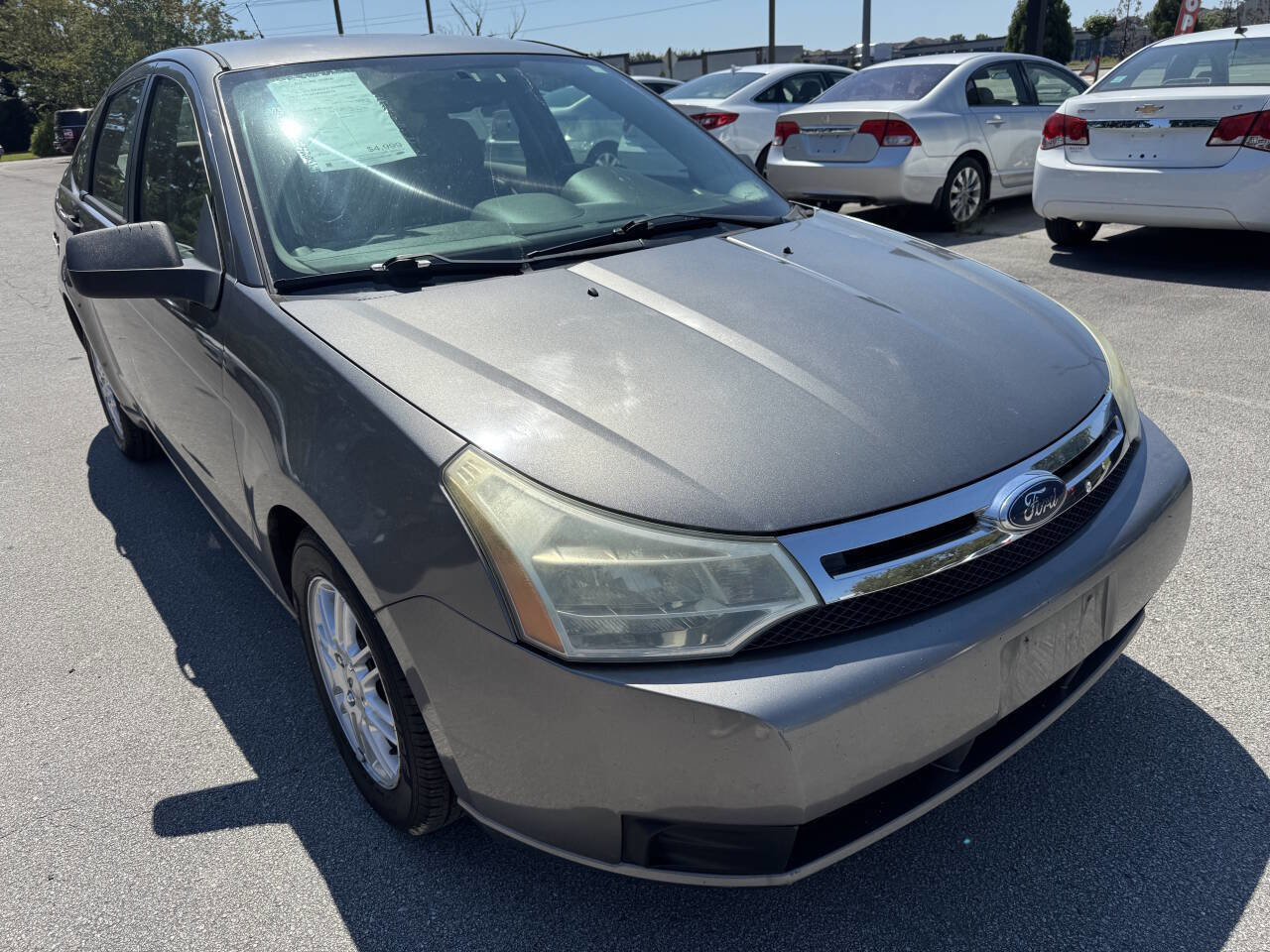 Used 2009 Ford Focus SE FWD image 5
