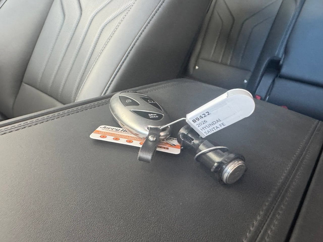 Used 2026 Hyundai Santa Fe SEL FWD image 3