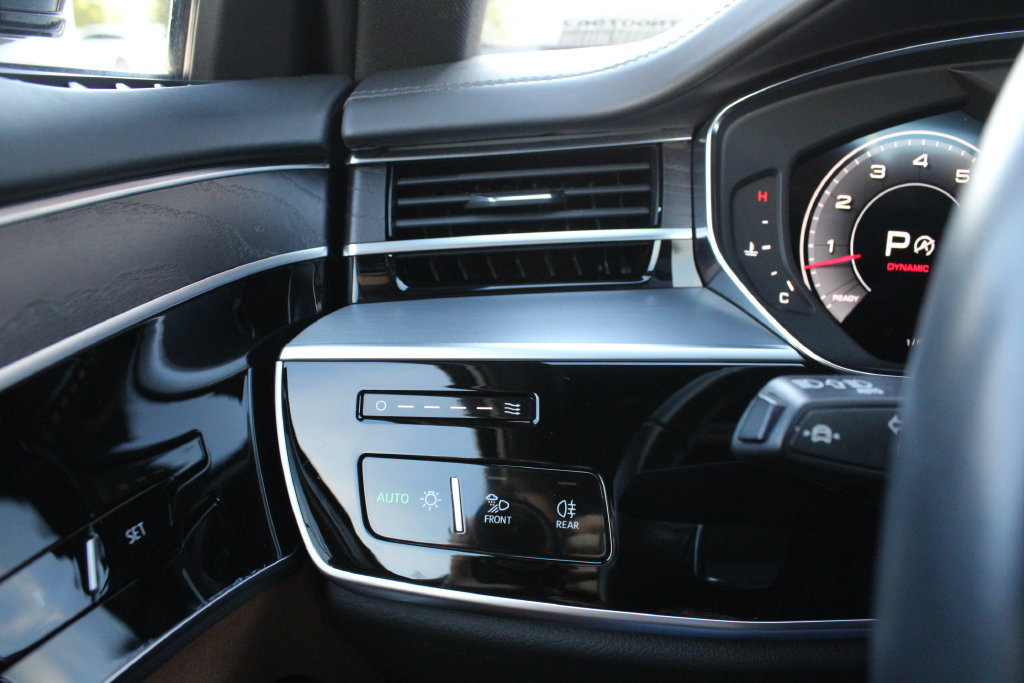 Used 2024 Audi A8 L 3.0T w/ Luxury Package AWD/4WD image 9