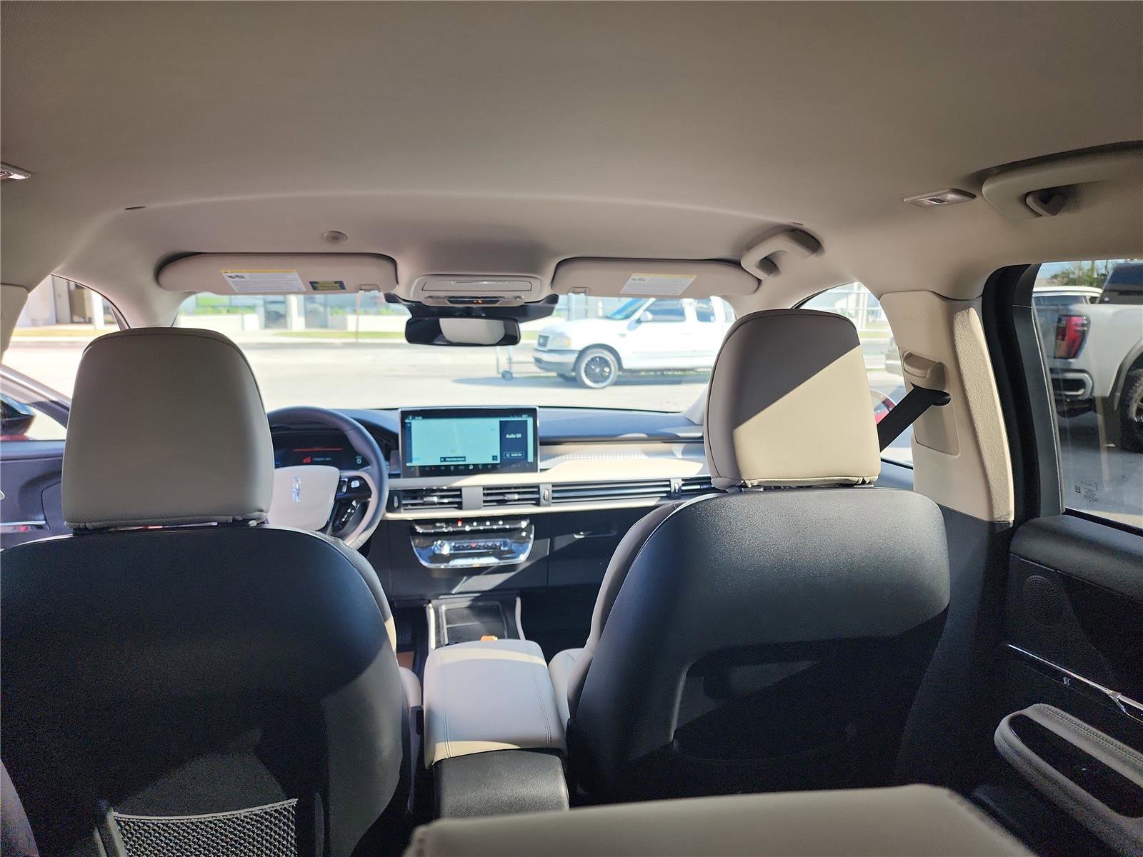 New 2026 Lincoln Corsair Premiere image 19