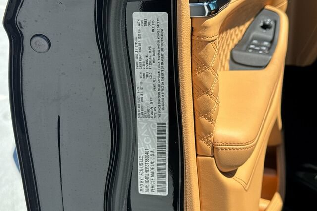 New 2026 Jeep Grand Cherokee Summit AWD/4WD image 25