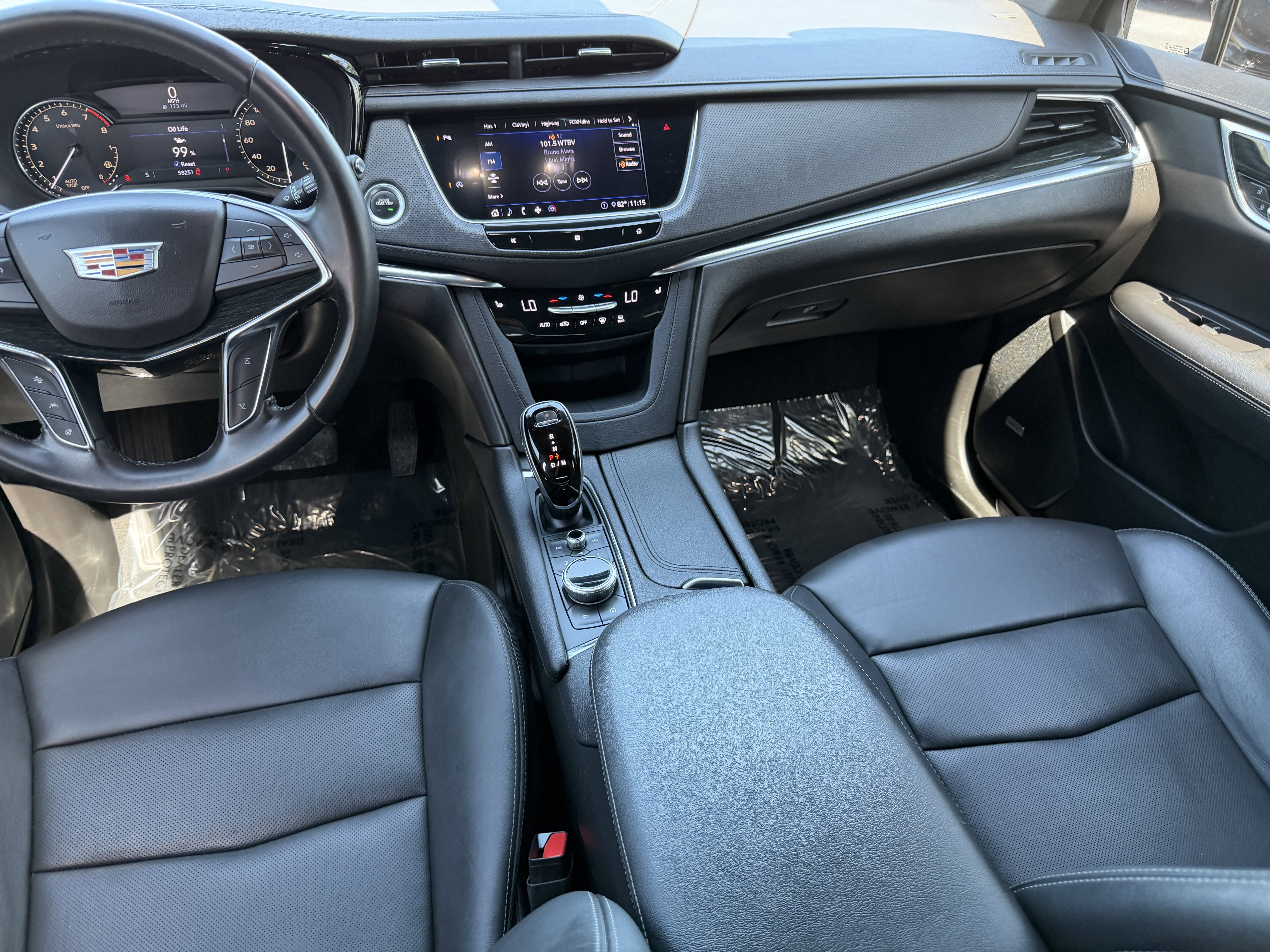 Used 2020 Cadillac XT5 Premium Luxury FWD image 14