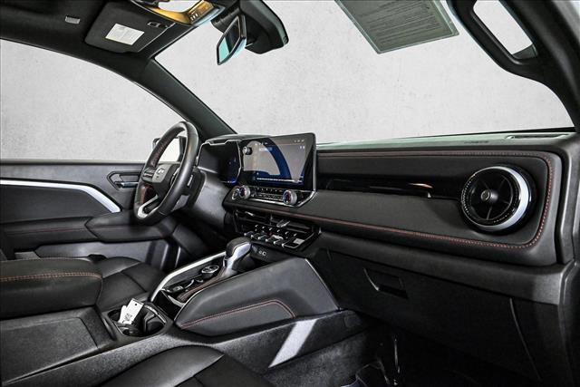 Used 2023 Chevrolet Colorado Z71 w/ Z71 Convenience Package 2 image 22