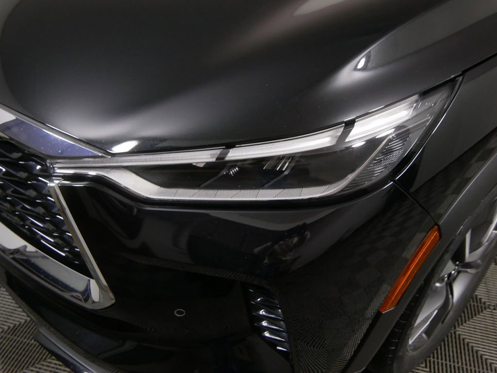 Used 2024 INFINITI QX60 Luxe image 9