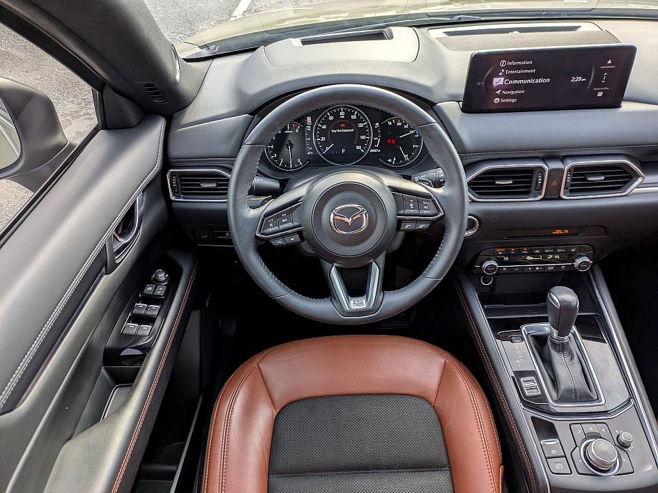 Certified 2024 MAZDA CX-5 Carbon Edition image 27