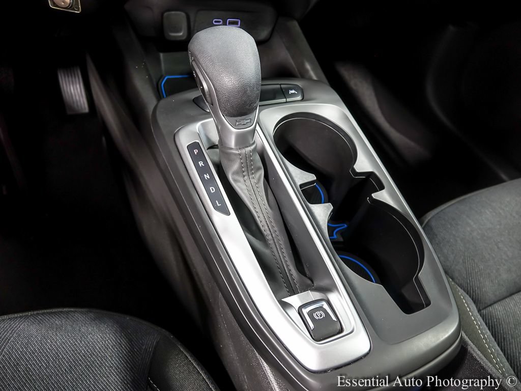Certified 2025 Chevrolet Trax LS w/ LS Convenience Package FWD image 17
