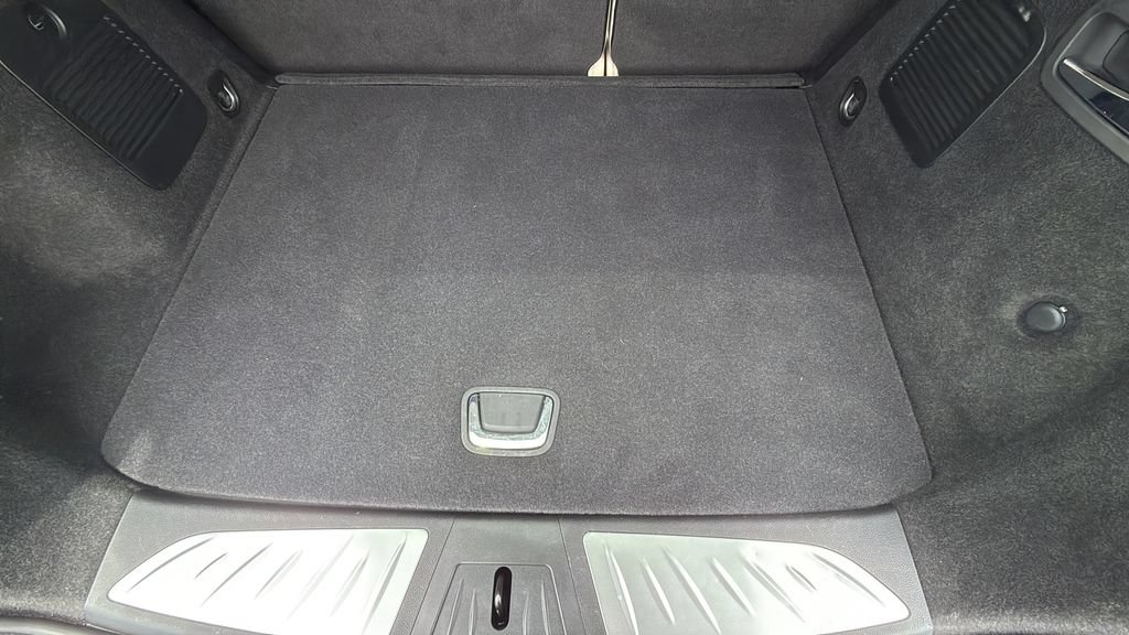 Used 2020 Buick Envision Essence FWD image 13