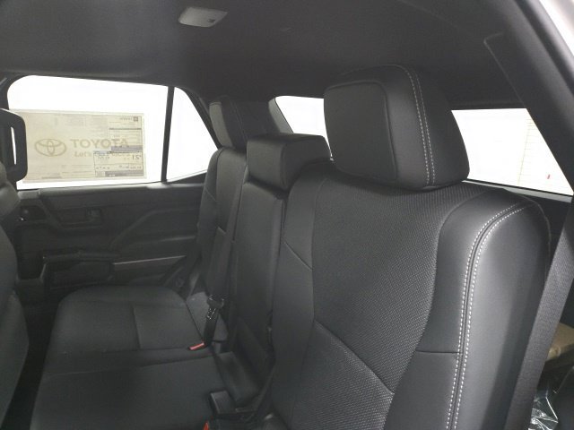 New 2026 Toyota 4Runner TRD Off-Road Premium AWD/4WD image 18