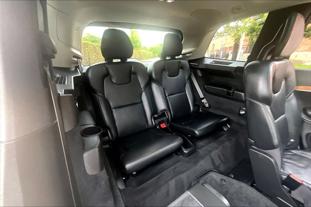 Certified 2023 Volvo XC90 B6 Plus w/ Protection Package Premier AWD/4WD image 38