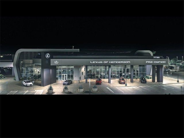 Used 2018 Ford F150 XLT w/ Equipment Group 301A Mid image 3