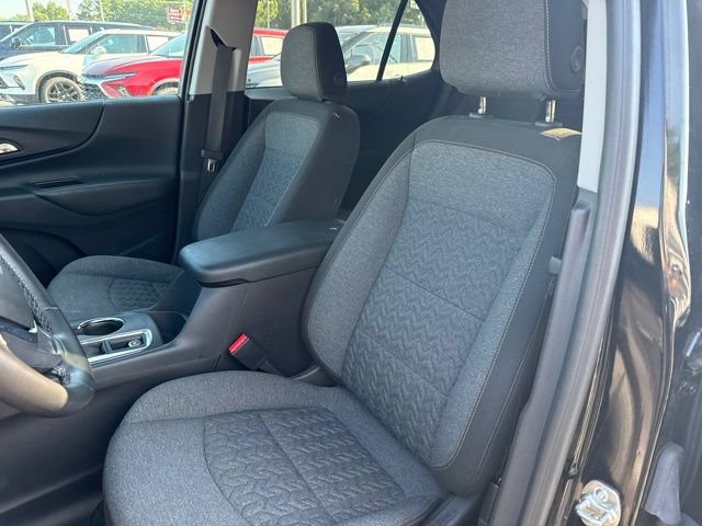 Used 2024 Chevrolet Equinox LT w/ LPO, Floor Liner Package FWD image 13