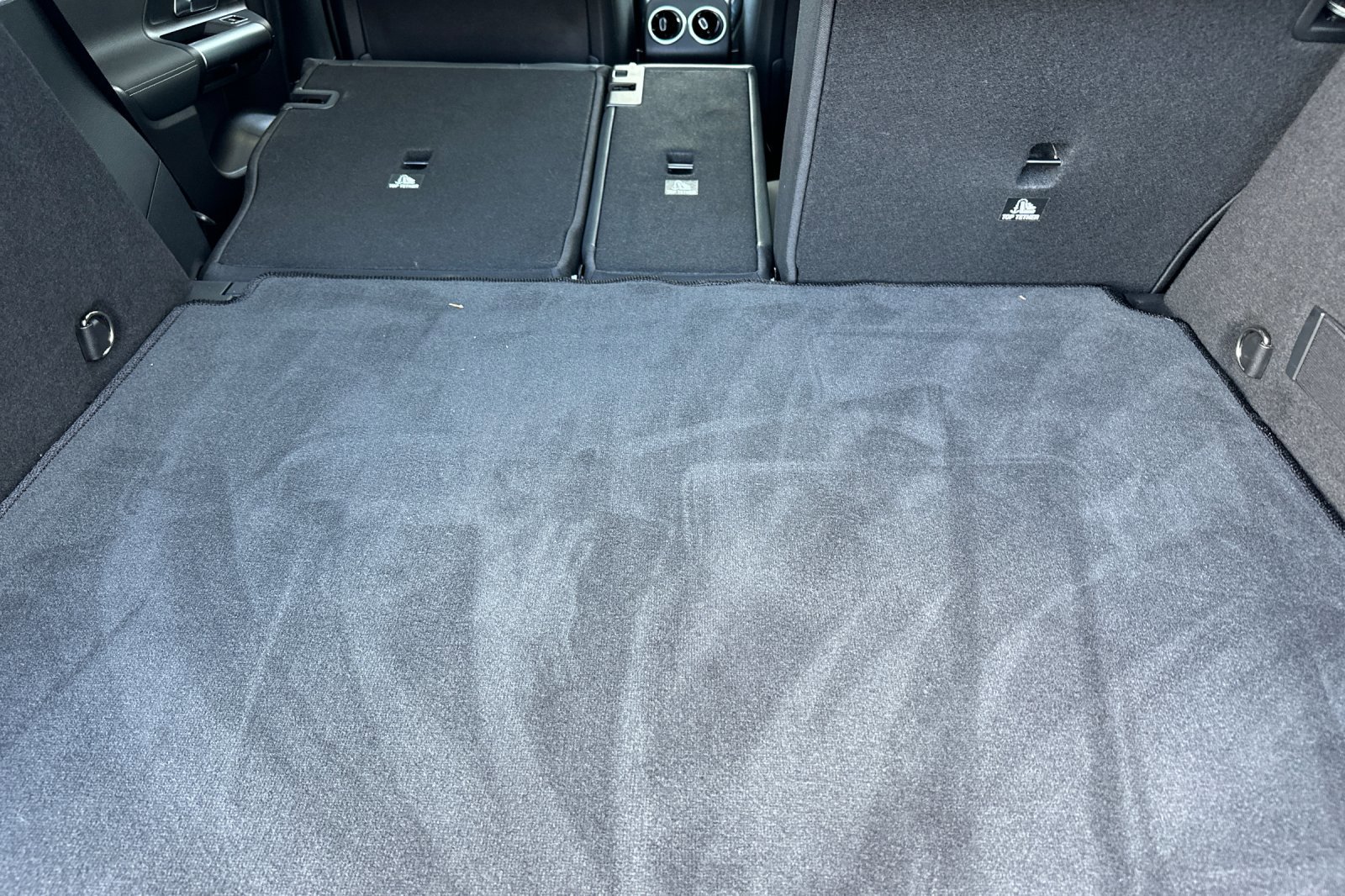 Used 2025 Mercedes-Benz GLA 250 4MATIC image 15