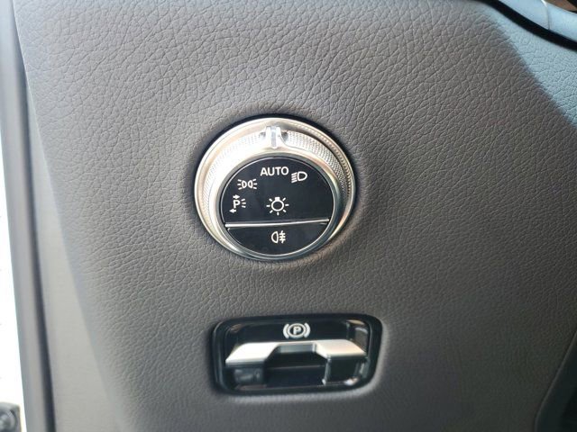 Certified 2025 Mercedes-Benz GLC 300 image 41