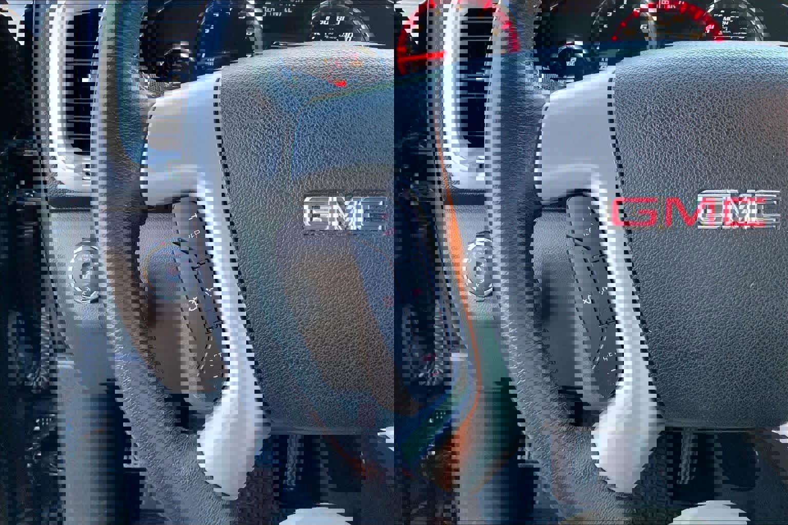 Used 2015 GMC Acadia SLT image 23