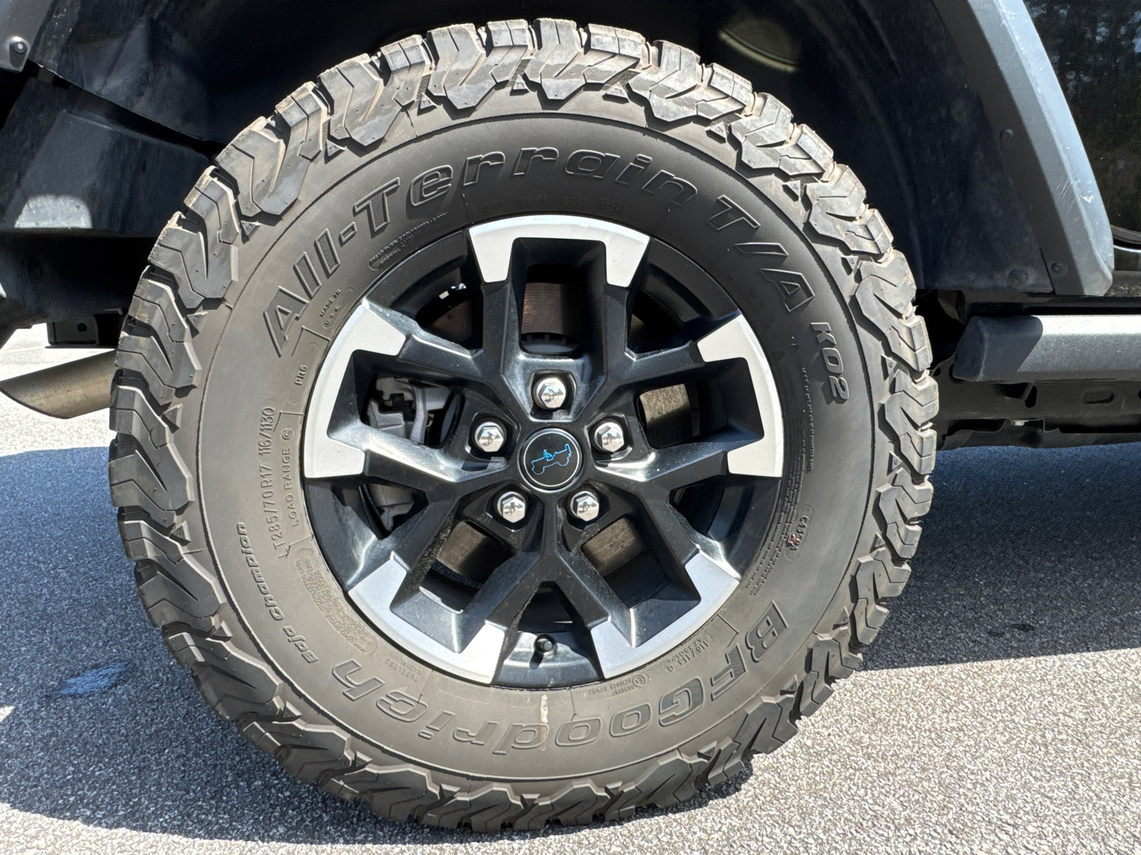 Used 2025 Jeep Wrangler Unlimited Rubicon 4xe w/ Safety Group AWD/4WD image 19