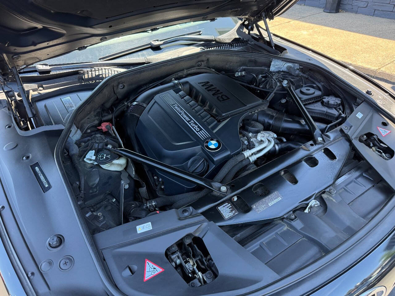 Used 2013 BMW 740Li xDrive AWD/4WD image 30