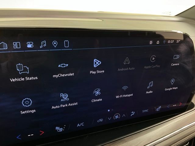 Used 2025 Chevrolet Suburban LT image 14