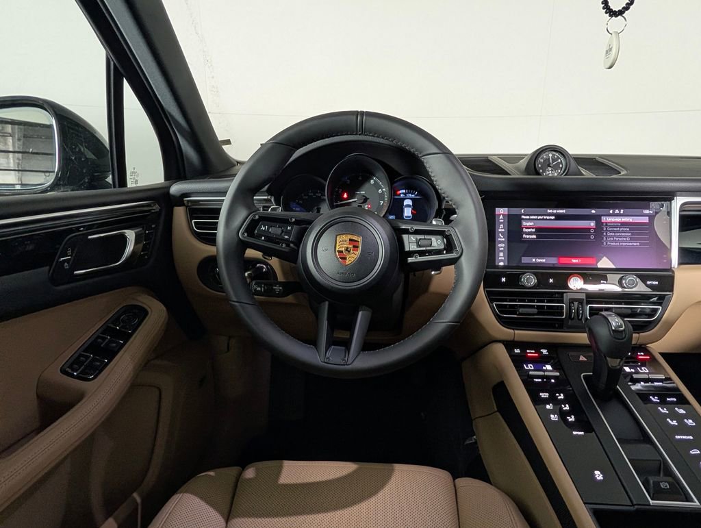 New 2026 Porsche Macan AWD/4WD image 21