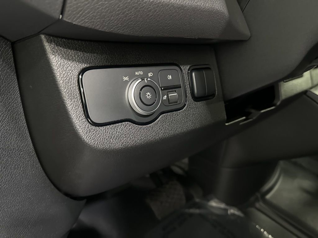 New 2025 Mercedes-Benz Sprinter 3500 image 13