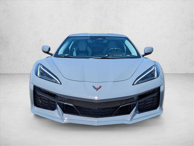Used 2025 Chevrolet Corvette Z06 RWD image 2