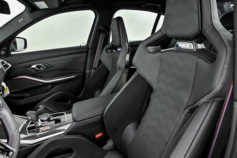 Used 2025 BMW M3 Competition AWD/4WD image 18