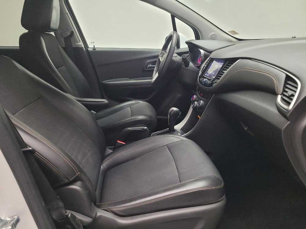 Used 2018 Chevrolet Trax LT w/ LT Convenience Package image 21
