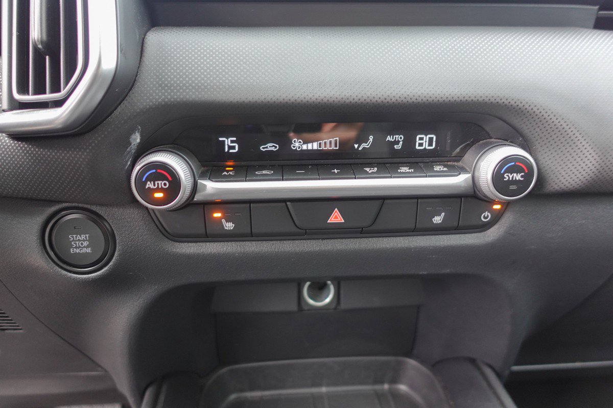 Certified 2025 MAZDA CX-50 AWD 2.5 S w/ Premium Package image 19