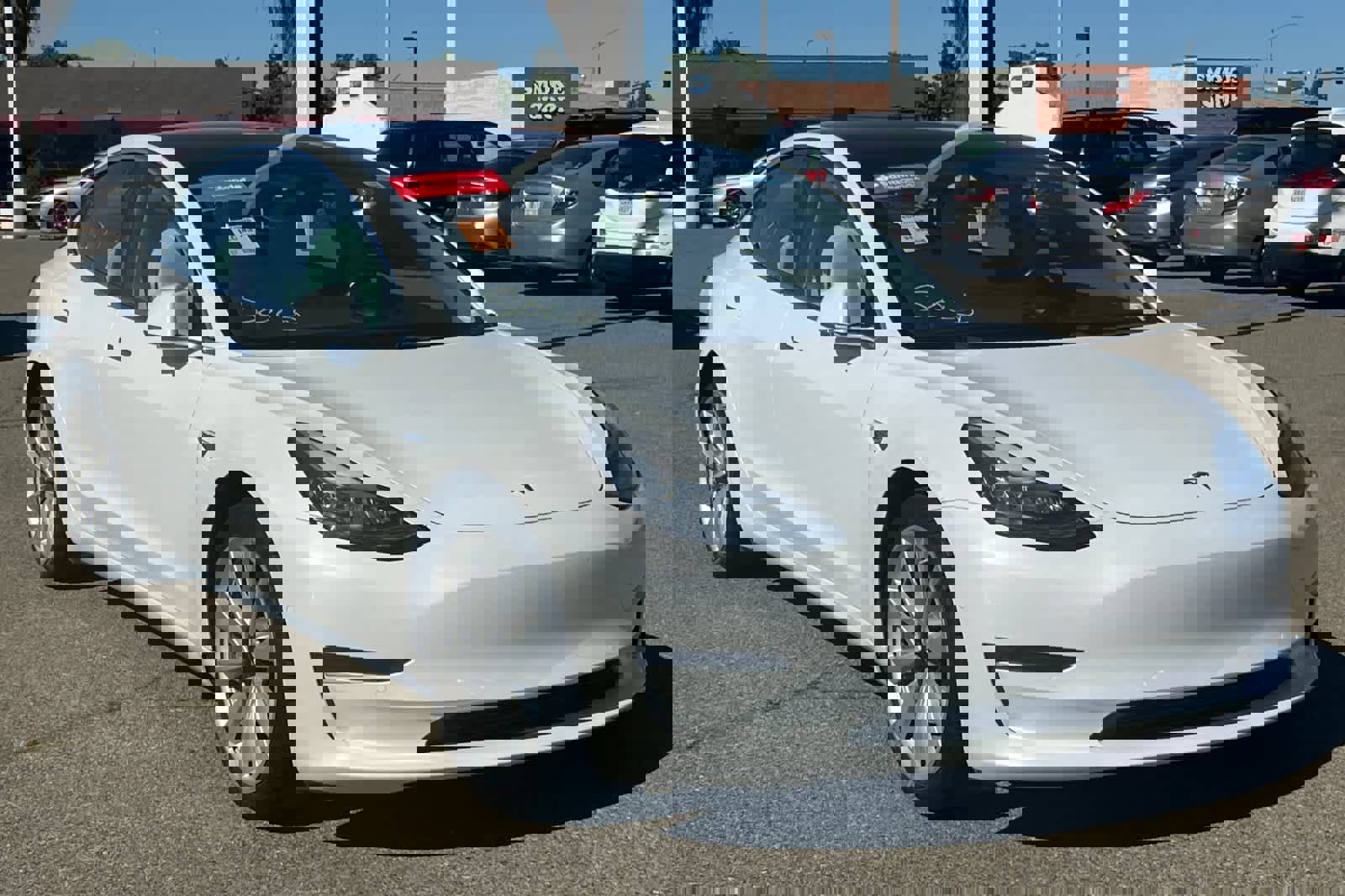 Used 2018 Tesla Model 3 Long Range image 3