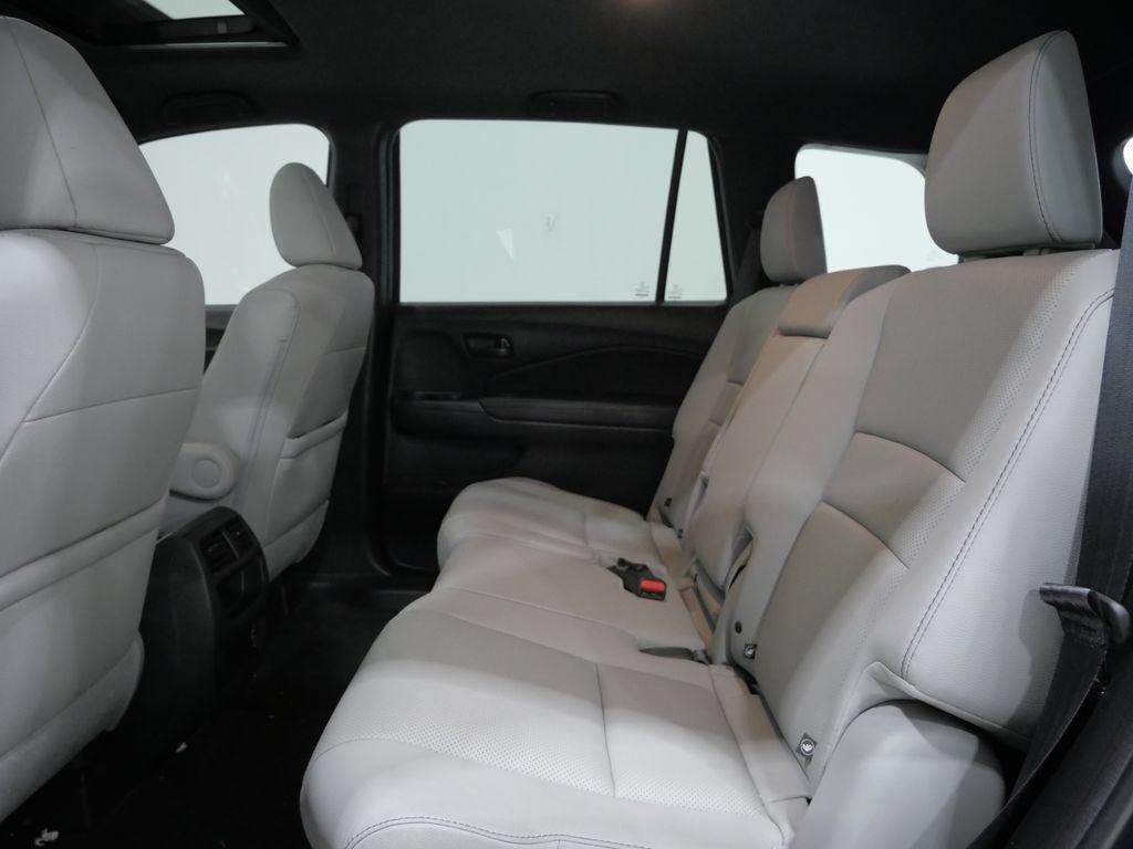 Used 2023 Honda Passport EX-L image 22