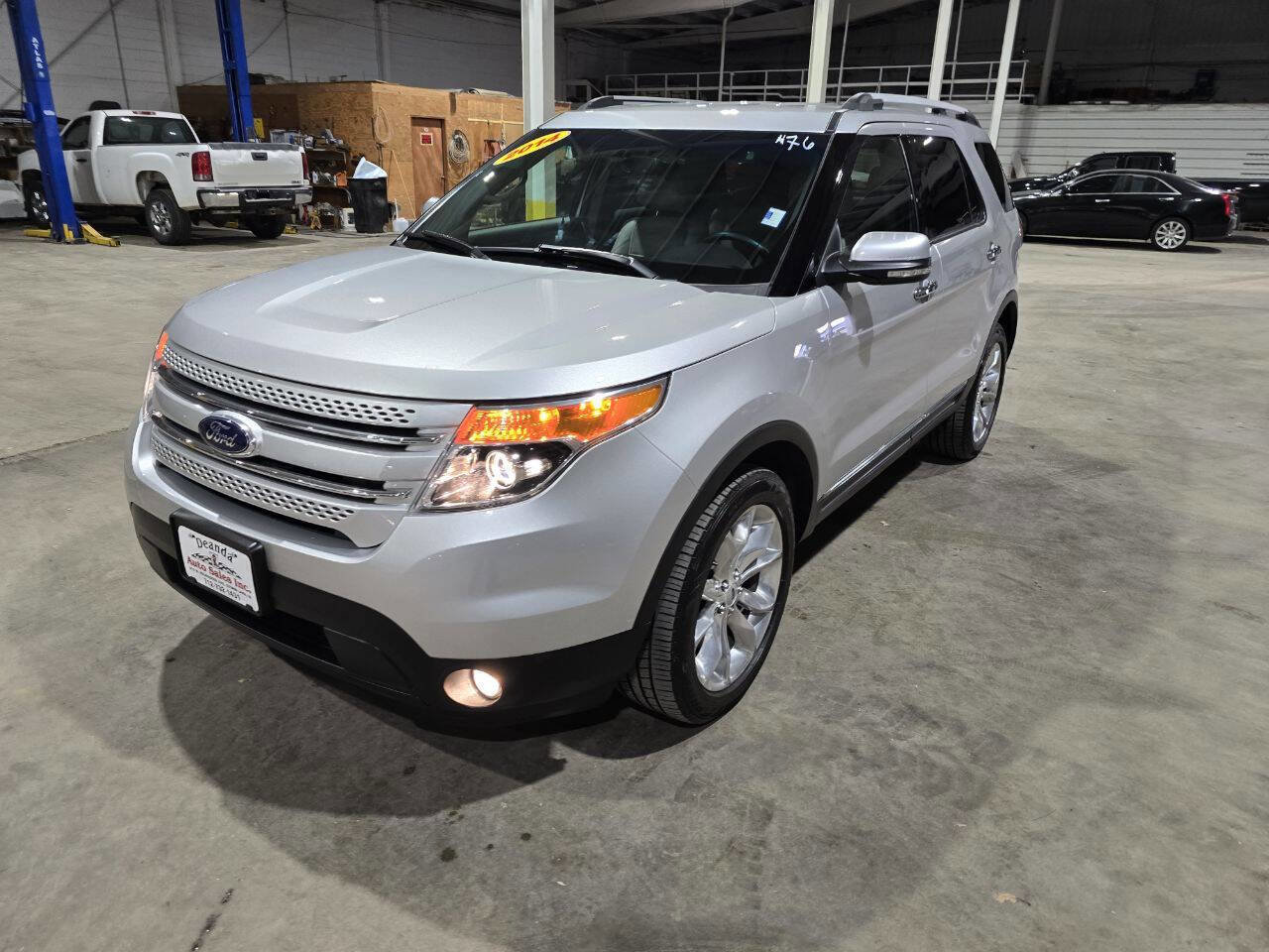 Used 2014 Ford Explorer Limited w/ Equipment Group 301A image 2
