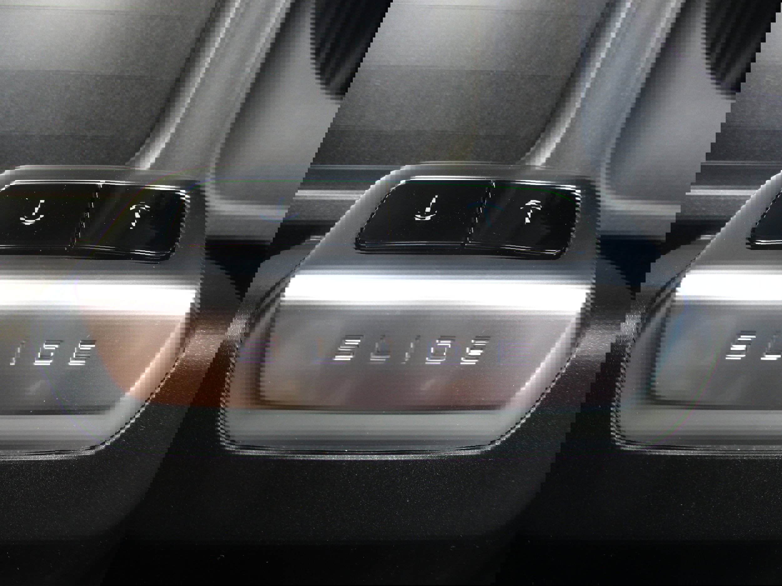 Used 2025 Ford Expedition Platinum image 30