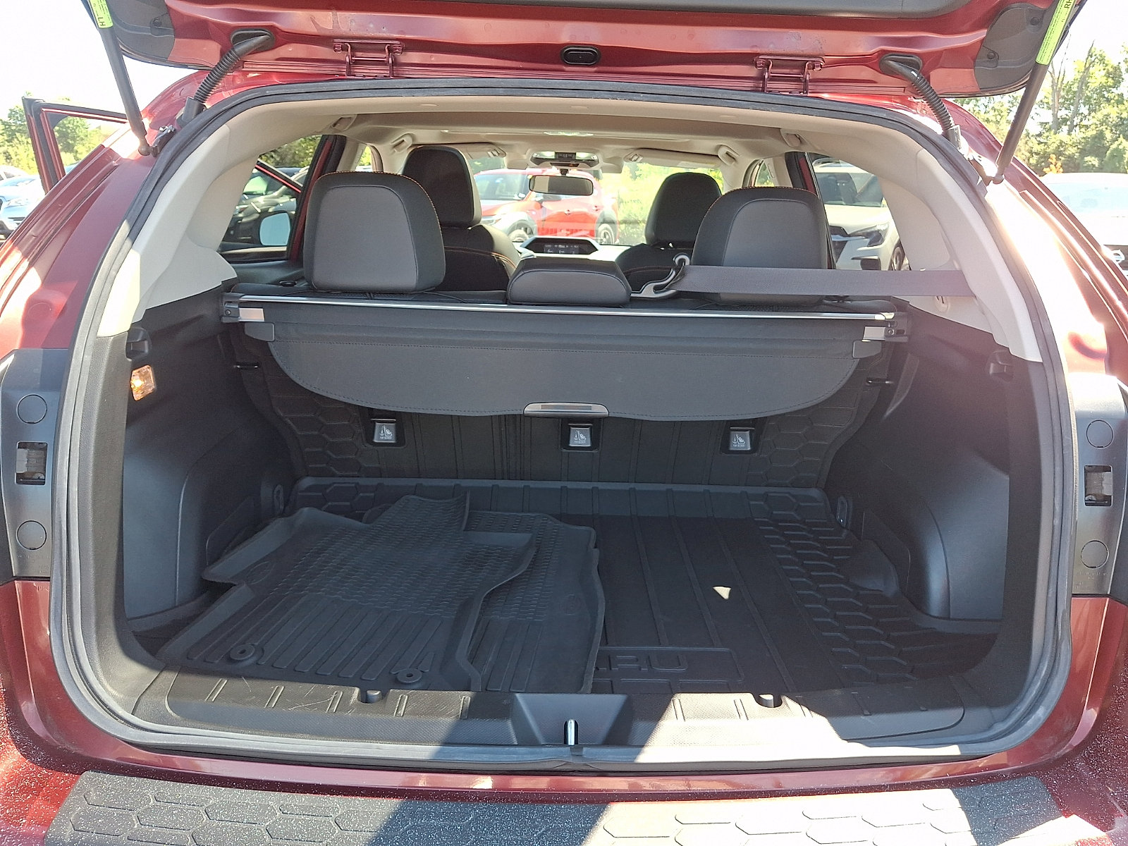 Used 2019 Subaru Crosstrek 2.0i Limited w/ Moonroof Package w/Navigation AWD/4WD image 28