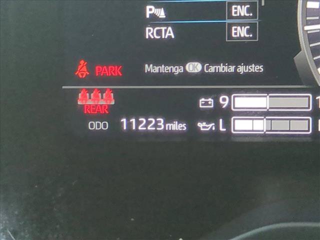 Used 2025 Toyota Tundra Limited AWD/4WD image 11