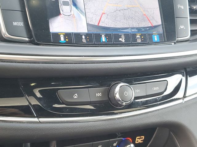 Used 2023 Buick Enclave Avenir w/ Avenir Technology Package image 18