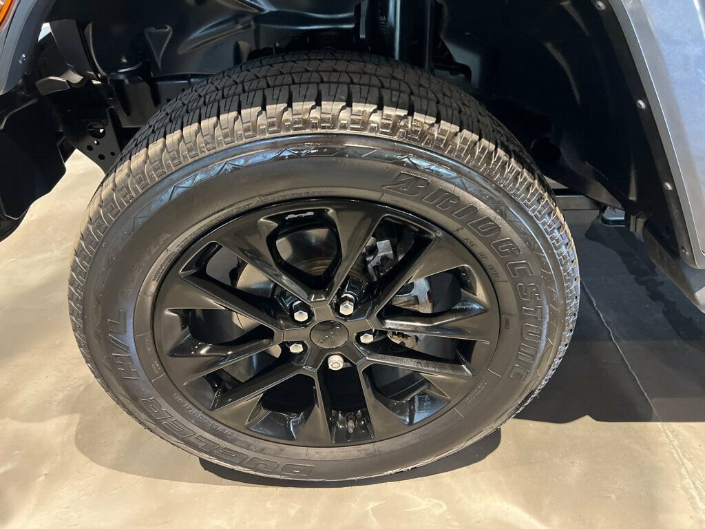 Used 2021 Jeep Gladiator Overland AWD/4WD image 25