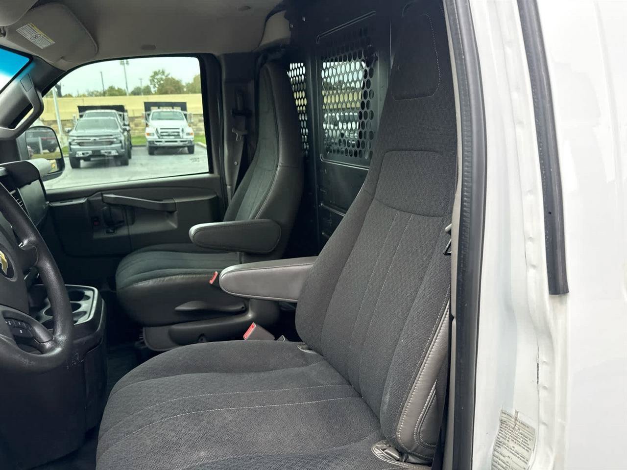 Used 2019 Chevrolet Express 2500 w/ Driver Convenience Package RWD image 13