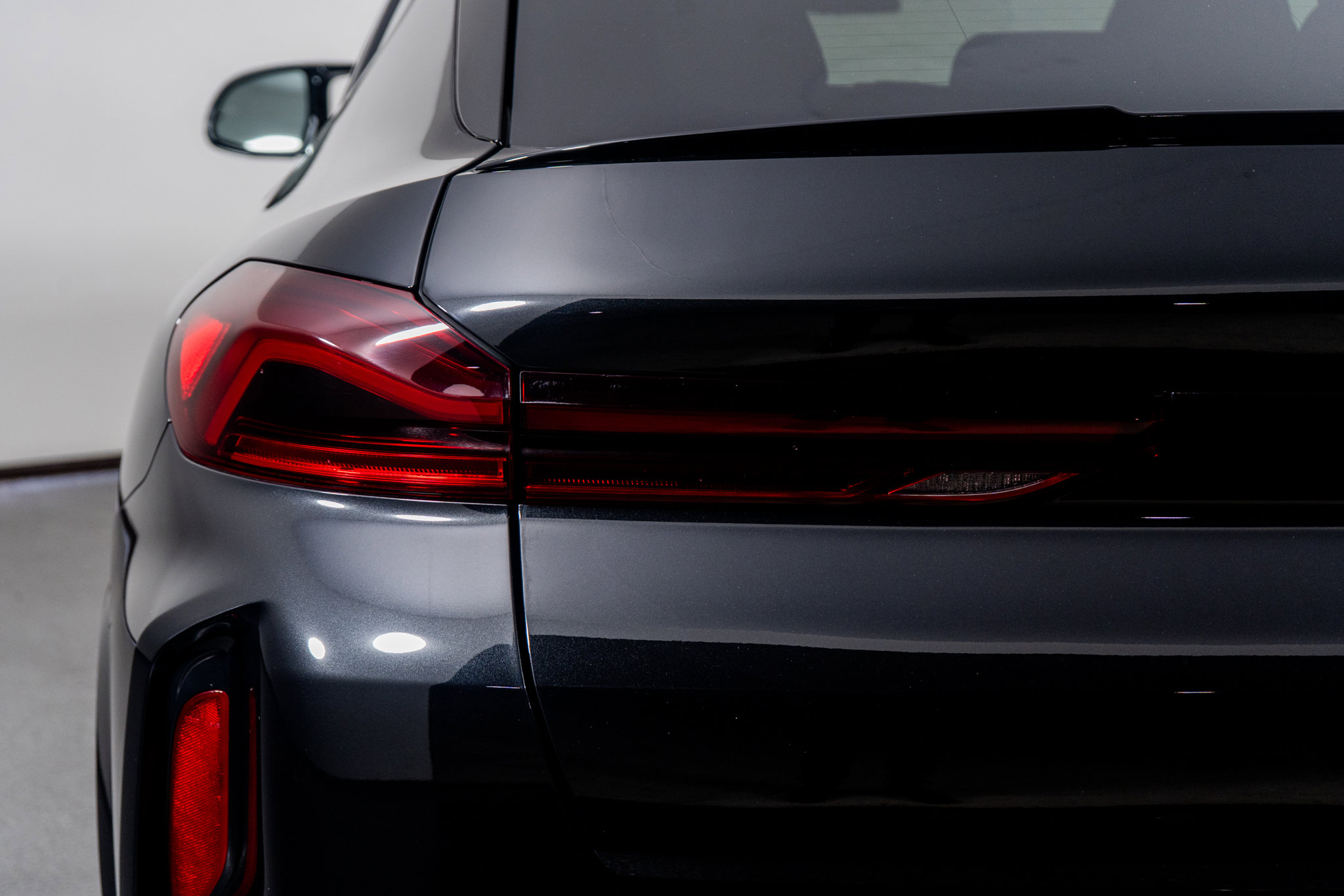 Used 2025 BMW X6 M Competition image 12