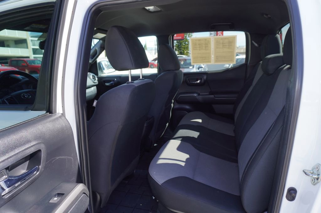 Certified 2022 Toyota Tacoma TRD Off-Road w/ Technology Package image 10