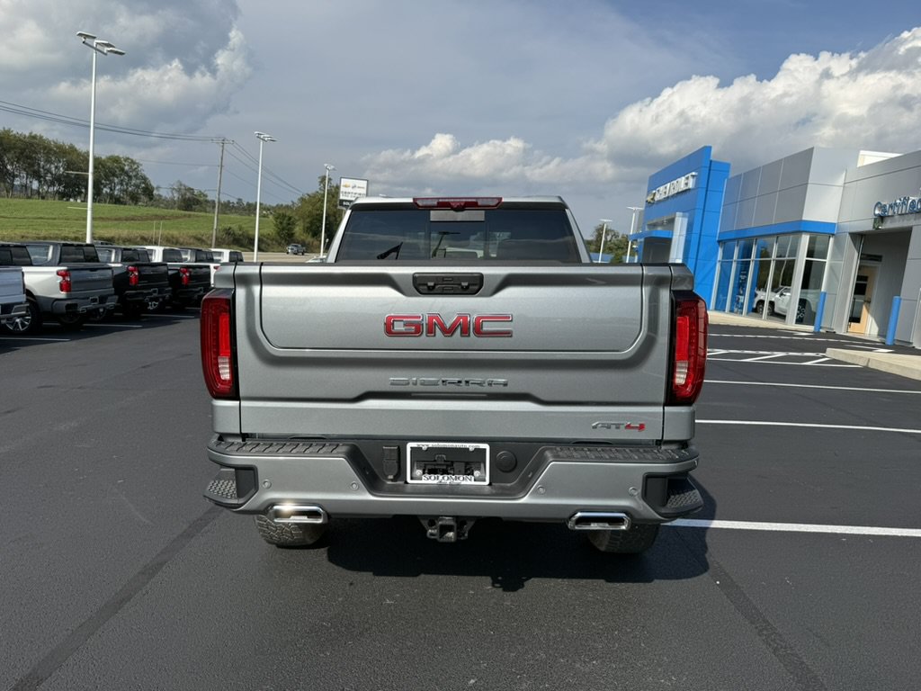 New 2026 GMC Sierra 1500 AT4 w/ Technology Package AWD/4WD image 4