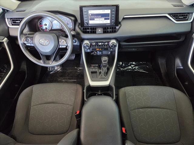 Used 2022 Toyota RAV4 XLE image 17